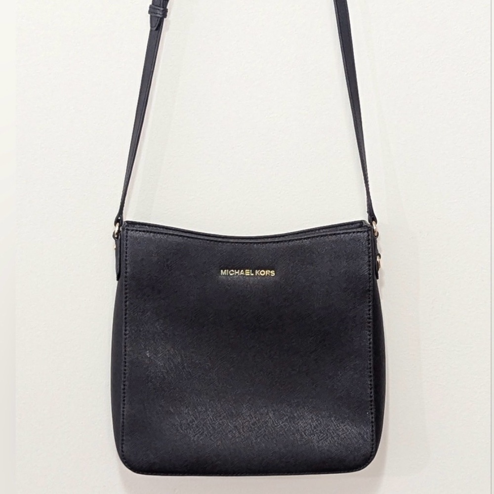 Michael Kors Jet Set Travel Saffiano Leather Messenger Crossbody Bag Black - Picture 2 of 3